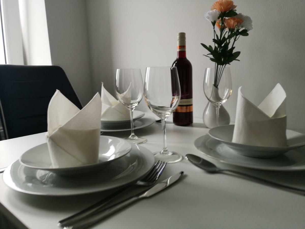Adonis Apartment Wenen Buitenkant foto